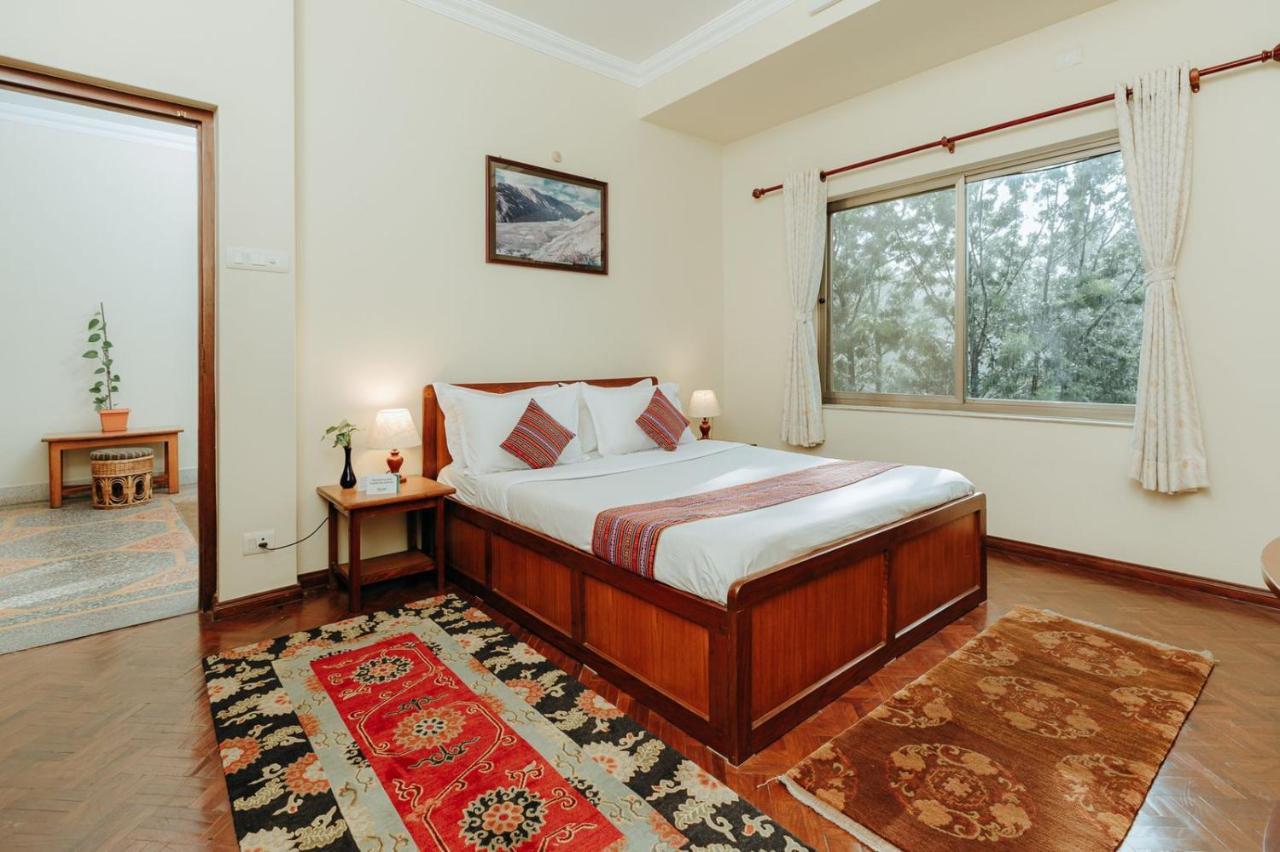 Tise Hotel Катманду Экстерьер фото